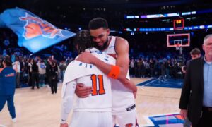 Knicks paceļas 2. puslaikā pret Cavs (109-93): sērijā 2-0!