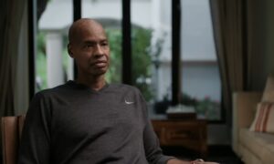 Bijušais NBA spēlētājs Džeisons Kolinss mirst 47 gadu vecumā