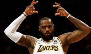 Dž.Dž.Rediks par Lebronu Džeimsu: “Manuprāt, viņam ir lielākā karjera NBA vēsturē”