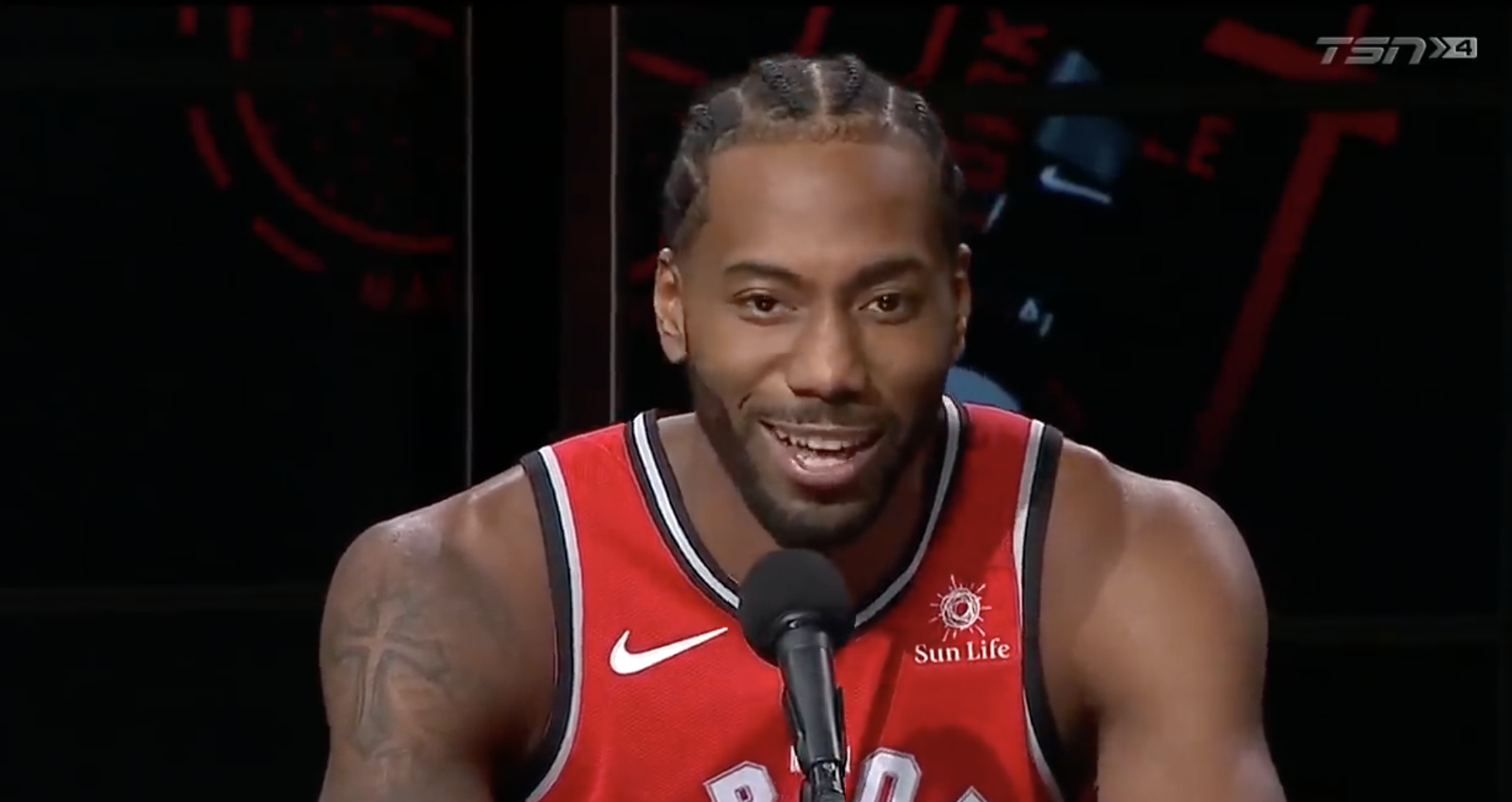 Kavi Lenards un Toronto Raptors jau apspriež pagarinājumu
