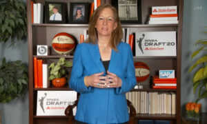 WNBA komisāre Ketija Engelberta pēc sezonas beigām dosies pensijā